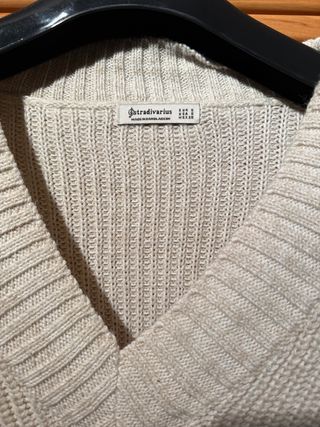 Jersey Stradivarius punto cuello pico talla única