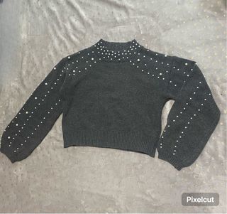 Jersey corto gris con perlas