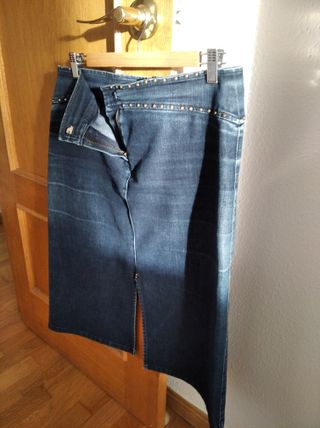 Falda vaquera mujer con tachuelas