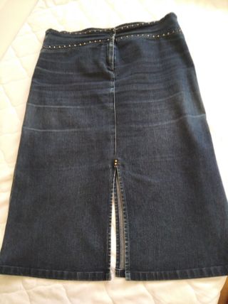 Falda vaquera mujer con tachuelas