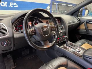 Audi Q7 3.0 tdi S LINE