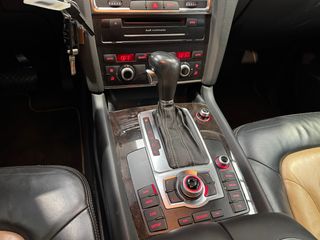 Audi Q7 3.0 tdi S LINE