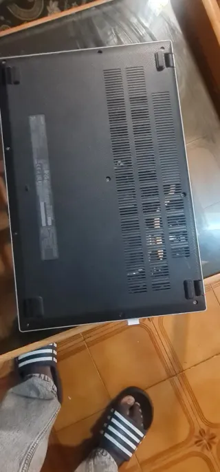 Portátil Acer Plata - 4 Meses de Uso