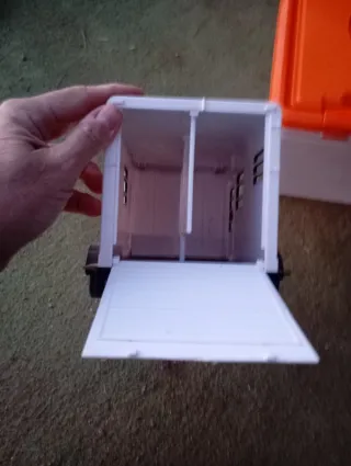 Remolque para animales blanco