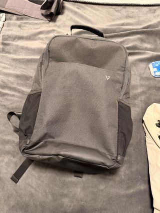 Mochila de trabajo gris y negra