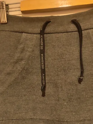 Falda gris Bershka con cordón
