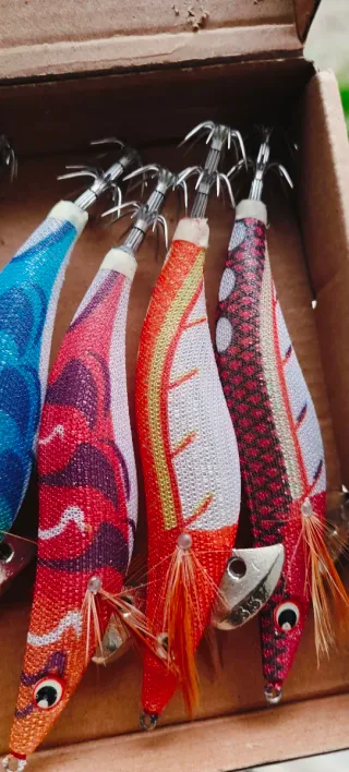 Esche per seppie, polpi e calamari