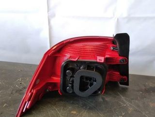 Piloto tras der volkswagen 51998 3ae945096f passat