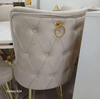 Mesa imitación mármol + 6 sillas