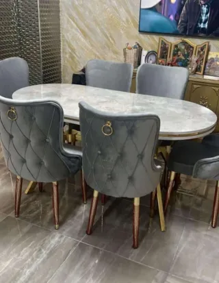 Mesa imitación mármol + 6 sillas