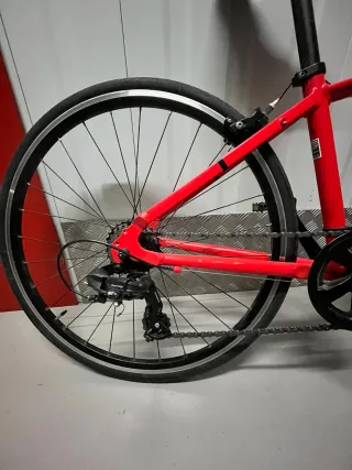 Bicicleta Carretera Junior Triband Roja