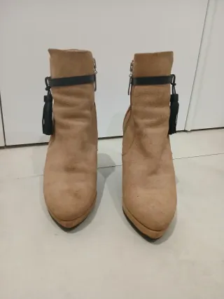 Botines Cuplé Camel y Negro Talla 38