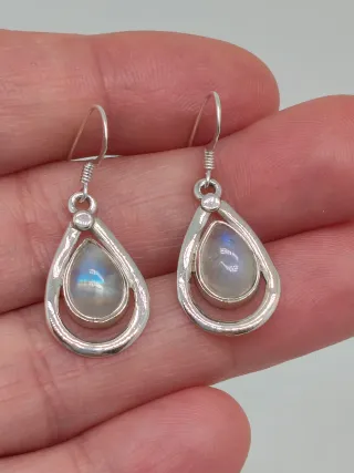 Pendientes Plata Ley 925 y Piedra Luna