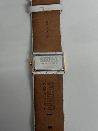 Reloj Moschino Cheap and Chic