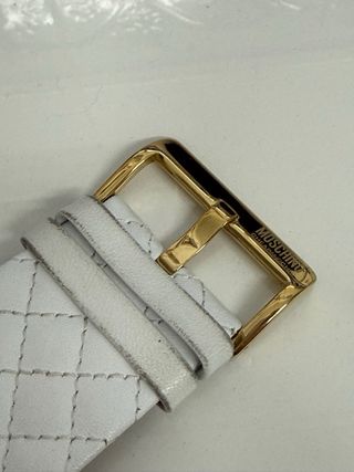 Reloj Moschino Cheap and Chic