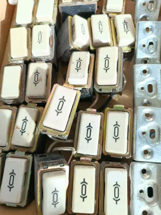 Lote Material Eléctrico Bticino Magic