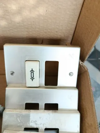 Lote Material Eléctrico Bticino Magic