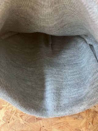 Gorro Venture Trucks Gris