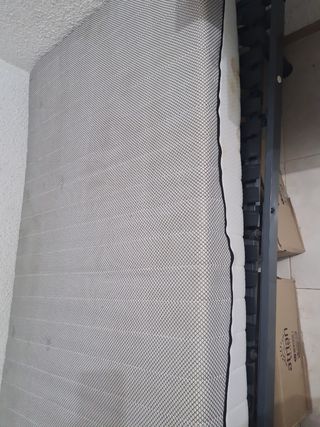 Cama articulada con colchón antiescaras