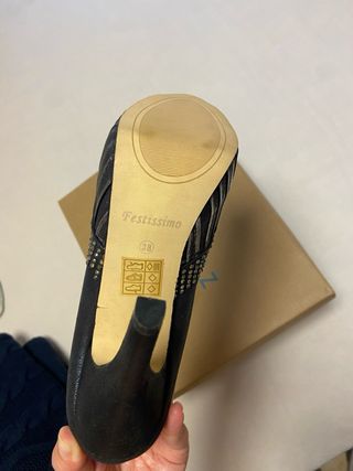 Zapatos de fiesta negros y plateados talla 38