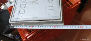 Tapa contador de agua y llave de paso