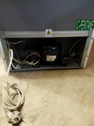 Frigorífico Jocel A+ pequeño