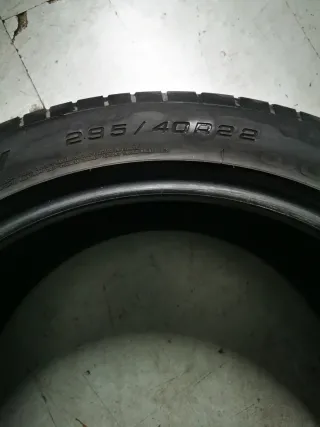 4 Neumáticos 295/40R22 Goodyear.