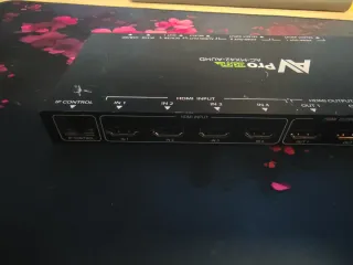 Matriz AVPro Edge AC-MX42-AUHD