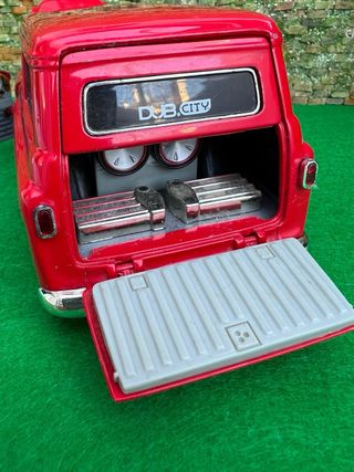 Chevrolet Suburban 1957 – Used Under License –1.18