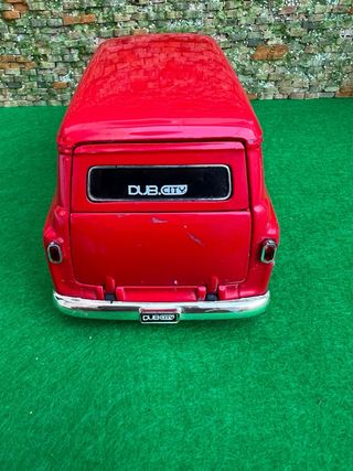 Chevrolet Suburban 1957 – Used Under License –1.18