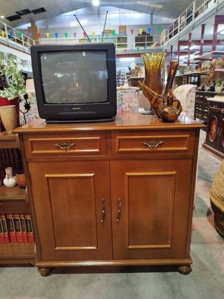 MUEBLE TV CON CAJONES