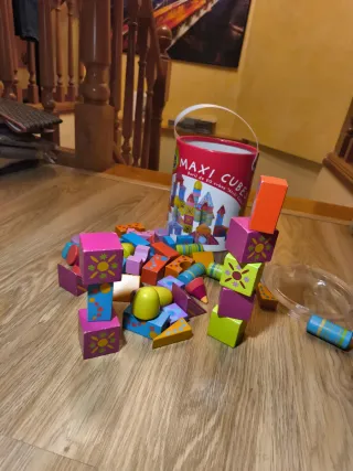 Bloques de construcción de madera Maxi Cubes