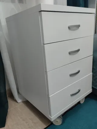 Cajonera con ruedas