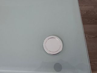 Scrivania in acciaio e vetro temperato