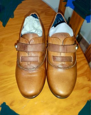 Zapatos de piel mujer marrones