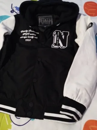 Cazadora Varsity New York City Negra