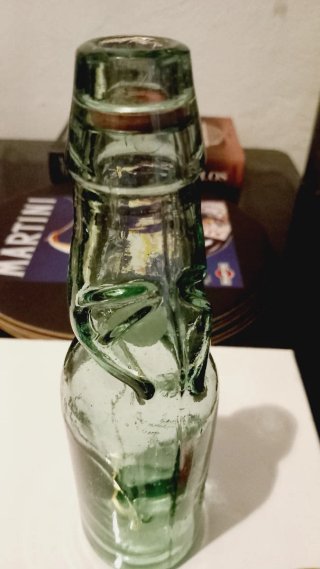 Coppia bottiglie antiche minerale