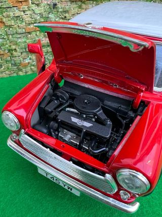 Mini Cooper – Bburago – Escala 1:16