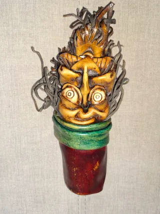 Máscara de cuero artesanal