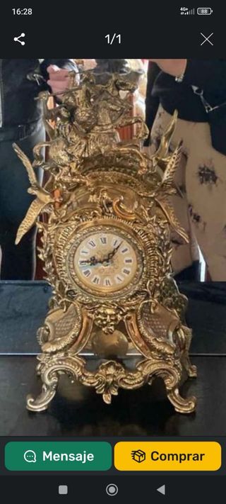 Reloj de sobremesa dorado