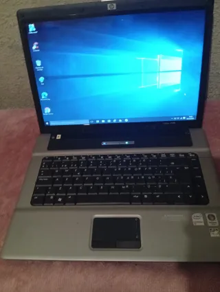 Portátil HP Compaq 6720s Plata