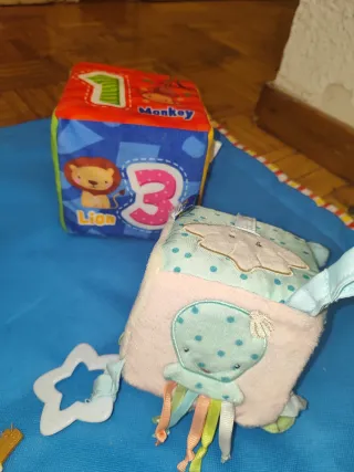 Lote Juguetes Bebé: Pelotas, Libro, Sonajero