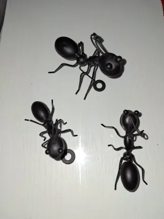 3 Hormigas Decorativas Metal
