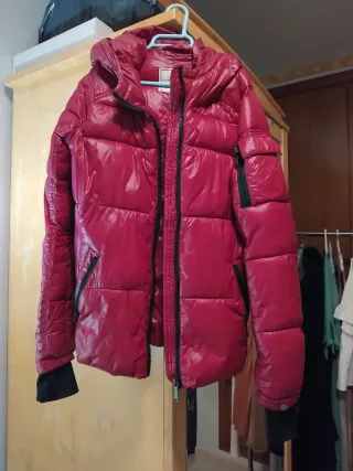 Chaqueta acolchada brillante