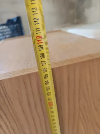 Mueble Ikea madera con puerta