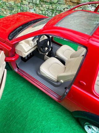 Land Rover Freelander – Bburago – Escala 1:24