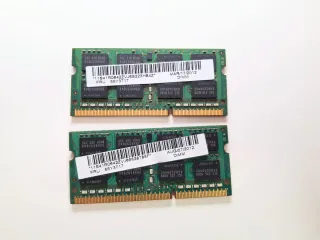 2x Samsung 4GB DDR3 RAM