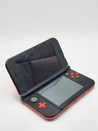 New Nintendo 3DS XL Edizione Arancione e Nero