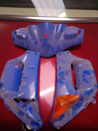 Tapas Peugeot Speedfight Azul