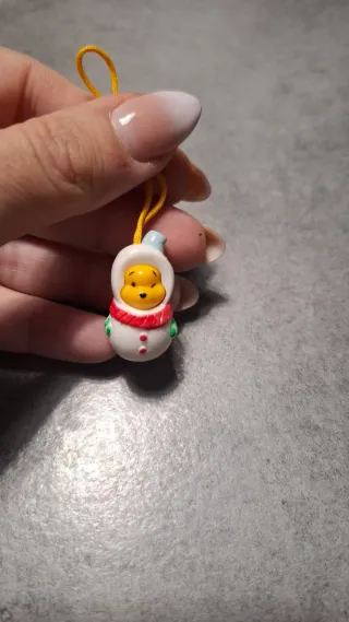 Pooh pupazzo natalizio